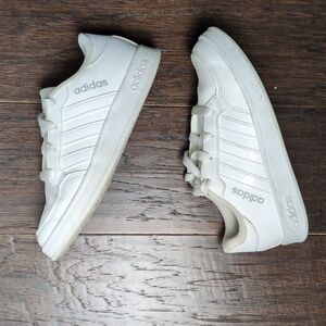 ADIDAS Break Net Sneaker White Size 12.5 Gym Little Kid